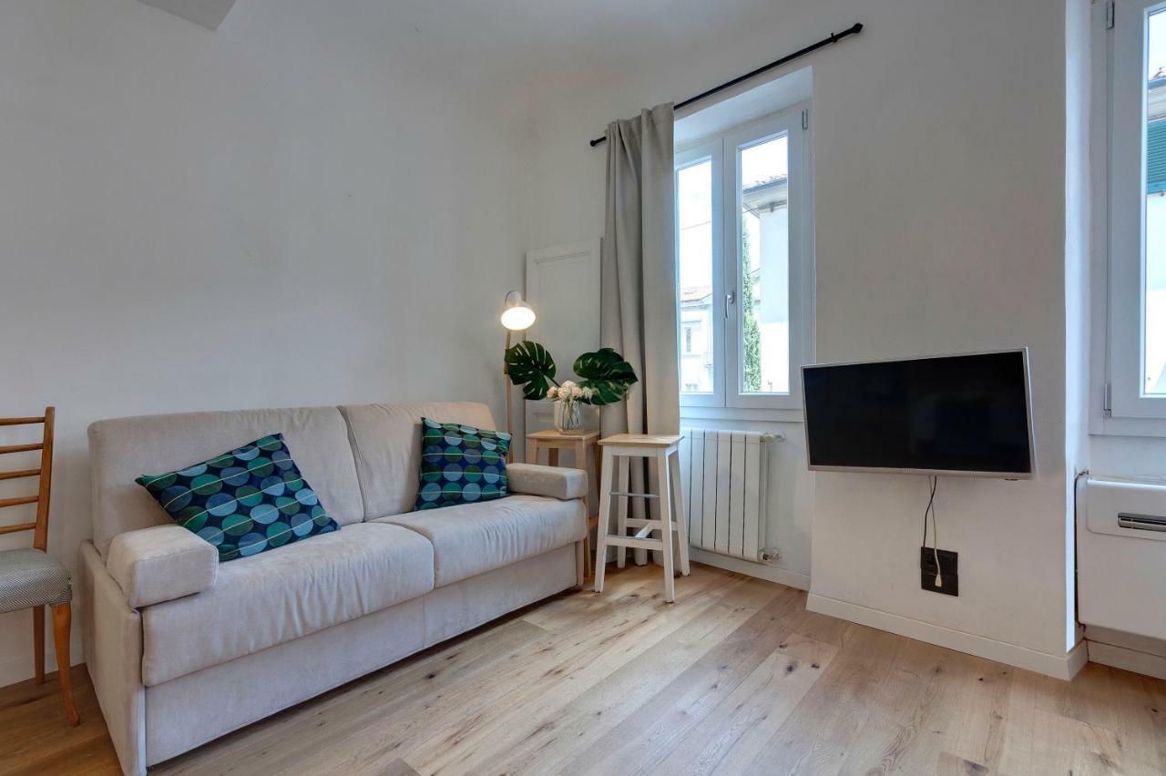 Scala Apartment By Mamo Florence Luaran gambar